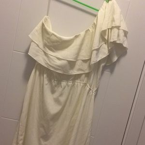 White body central off the shoulder dress Sz L